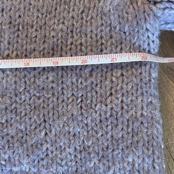 Zara women’s oversized Crewneck Sweater - Light lilac Purple size S like new - Picture 7 of 7